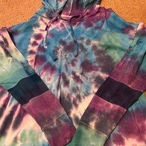 SO the dye light breathable hoodie shirt